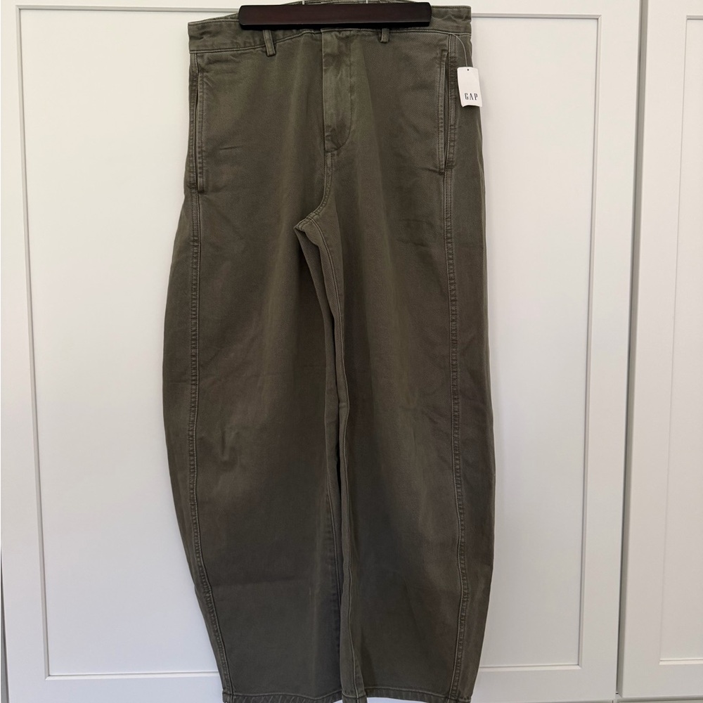 GAP Mid Rise Twill Barrel Pants in Olive Sz 2